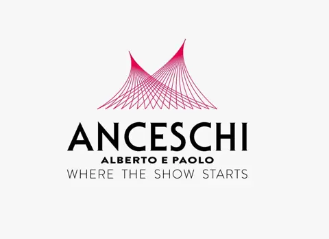 Ad Ottobre lo show inizierà dallo Chapiteau! Un prodigio completamente “made in Italy”: dalla sinergia tra le più grandi aziende del settore a livello mondiale, nasce la nuova grande Tenda del Festival Internazionale del Circo d’Italia. Una struttura imponente ed innovativa a suggello della 25^ edizione del Festival. – foto 2