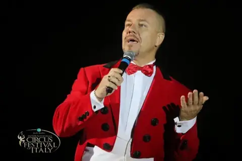 Andrea Giachi e Alessia Dell’Acqua: due veterani dello spettacolo circense saranno i presentatori della 25^ edizione dell’International Circus Festival of Italy. – foto 4