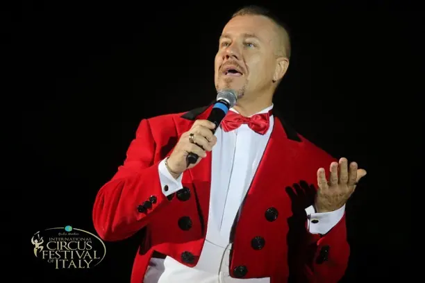 In October, Latina’s Circus ring will be privileged with the presence of two important names from Italian Circus: Tommy Cardarelli and Andrea Giachi.