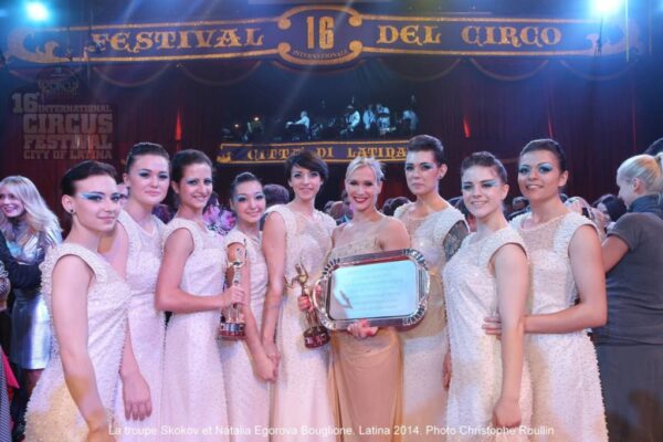2-ARGENTO-TROUPE-SKOKOV-RUSSIA-ALTALENA-RUSSA-1024x682