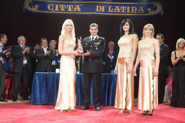 2-SILVER-PRIZE-TROUPE-ESSENCE-UKRAINE-ACROBATICS-1024x680