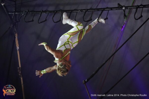 ALEX-MICHAEL-BRAZIL-TRAPEZE-1024x682