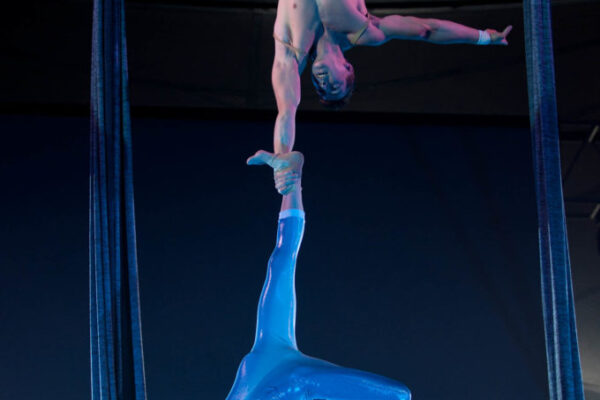 DUO-VIRO-UNGHERIA-TESSUTI-680x1024