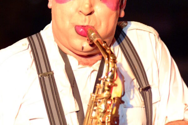 JOSE-MITCHELL-SPAGNA-CLOWN-679x1024