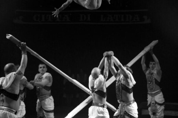 Lebedkov-Troupe-Russia-Barra-Russa-683x1024