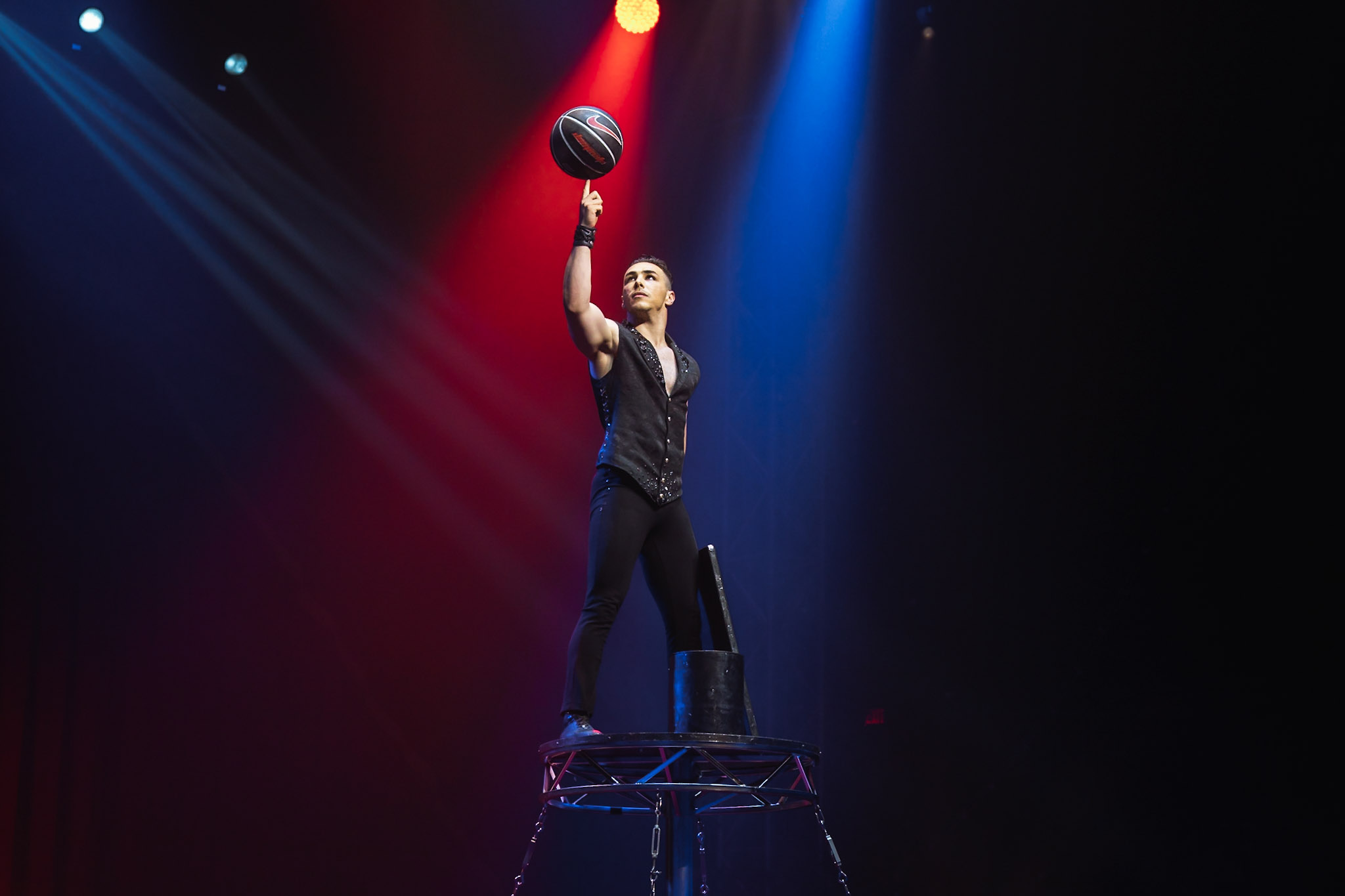Si fa consistente il cast dell’International Circus Festival of Italy: sale oggi a 20 il numero delle grandi attrazioni ammesse alla competizione. “Latina d’Oro”, “Latina d’Argento”, “Latina di Bronzo” gli ambitissimi premi.