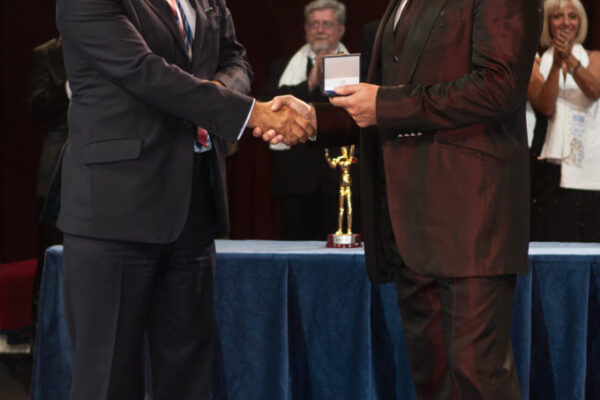 SPECIAL-AWARD-MEDALS-OF-THE-PRESIDENT-OF-REPUBLIC-WILLER-NICOLODI-ITALY-VENTRILOQUIST-680x1024
