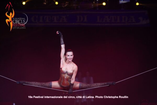 TATIANA-UKRAINE-SLACK-WIRE-1024x683